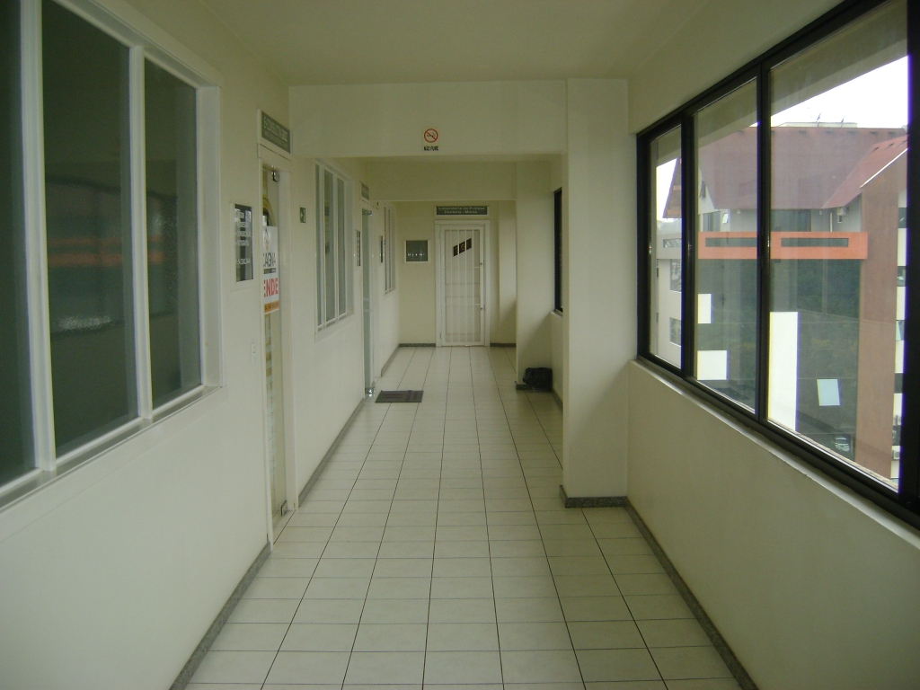 SALA COMERCIAL