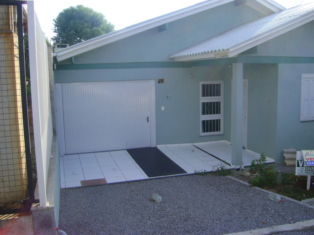Casa com 2 dormitórios