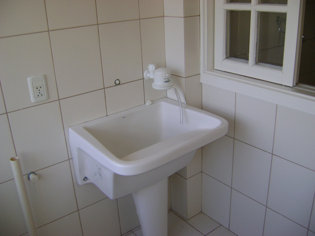 Apartamento com 2 dormitórios