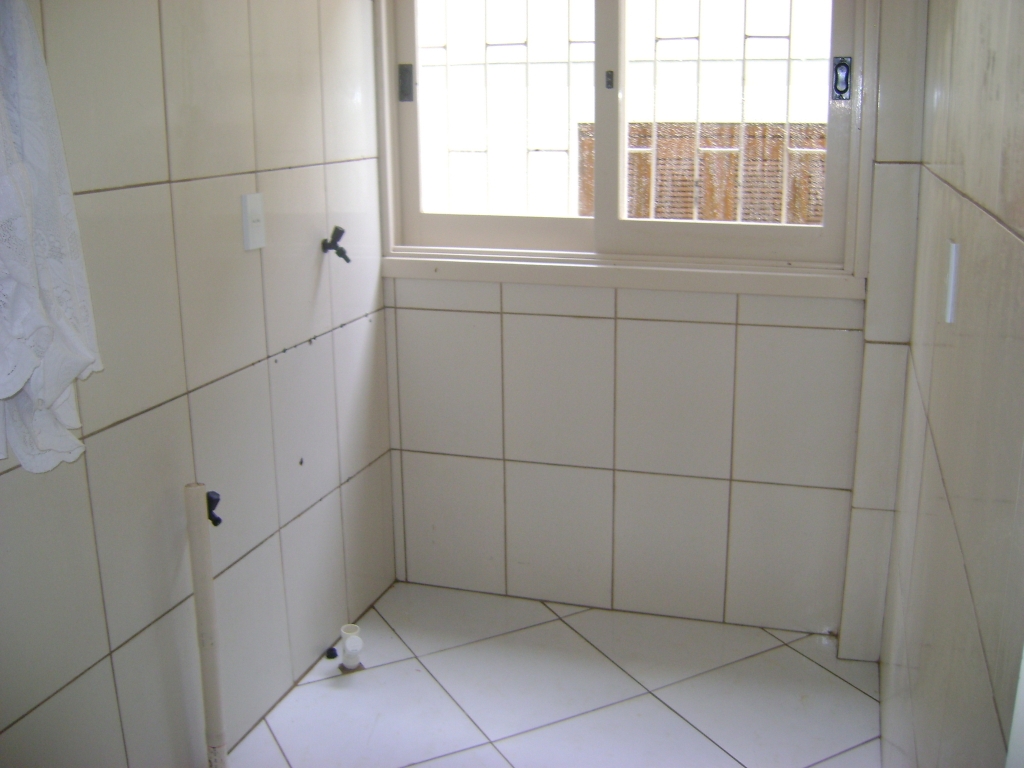 APARTAMENTO COM 2 DORMITÓRIOS