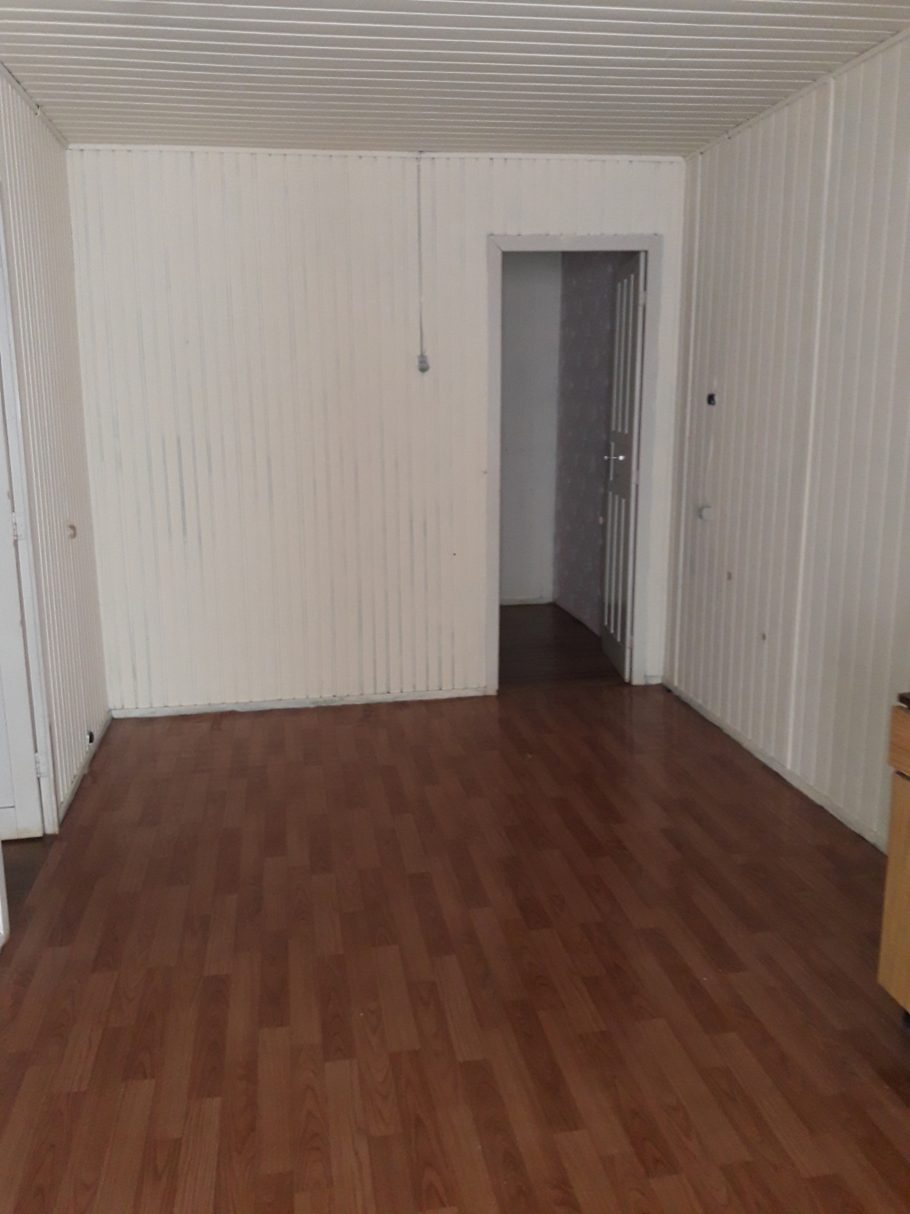 CASA COM 2 DORMITÓRIOS (TERRENO)