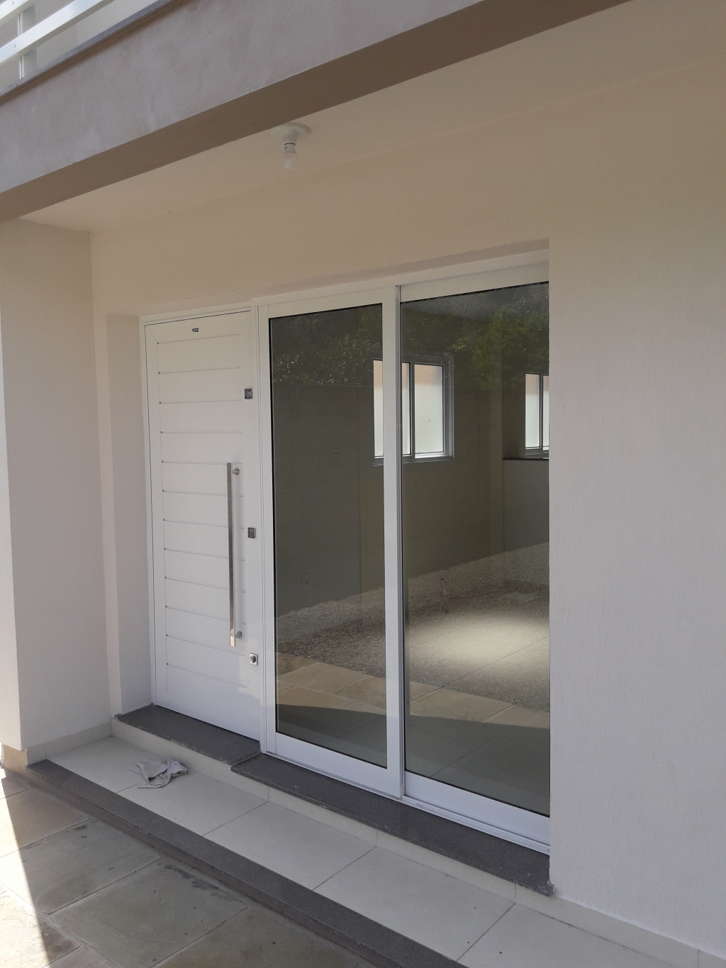 APARTAMENTO COM 1 DORMITÓRIO