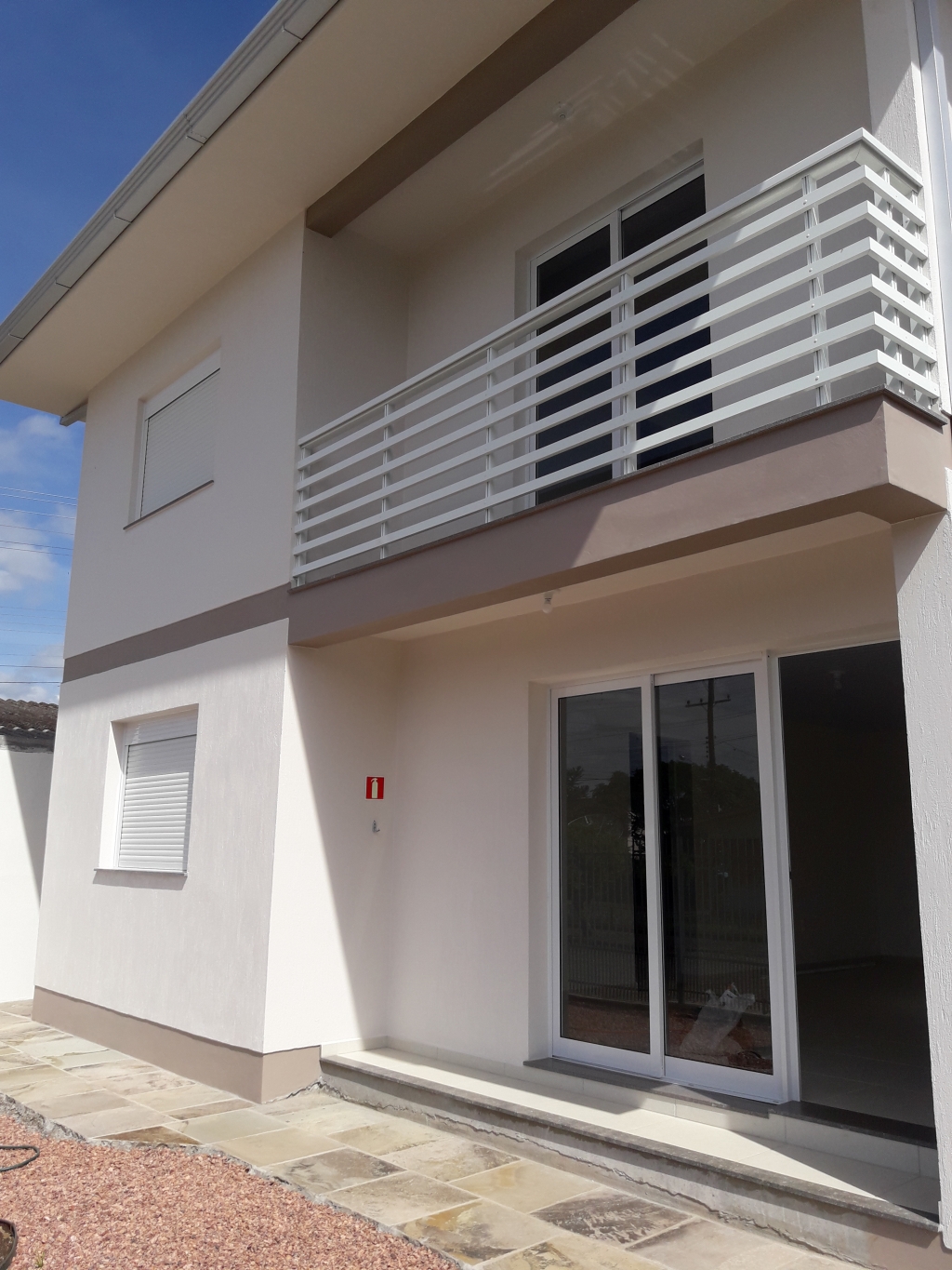 APARTAMENTO COM 1 DORMITÓRIO