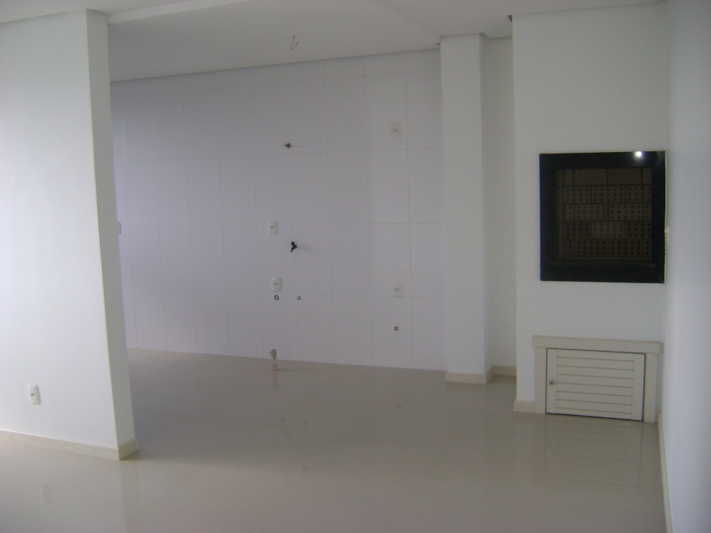 APARTAMENTO COM 2 DORMITÓRIOS