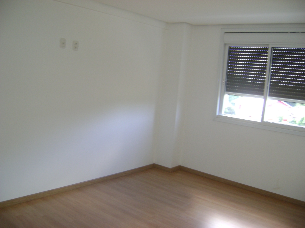 APARTAMENTO COM 2 DORMITÓRIOS