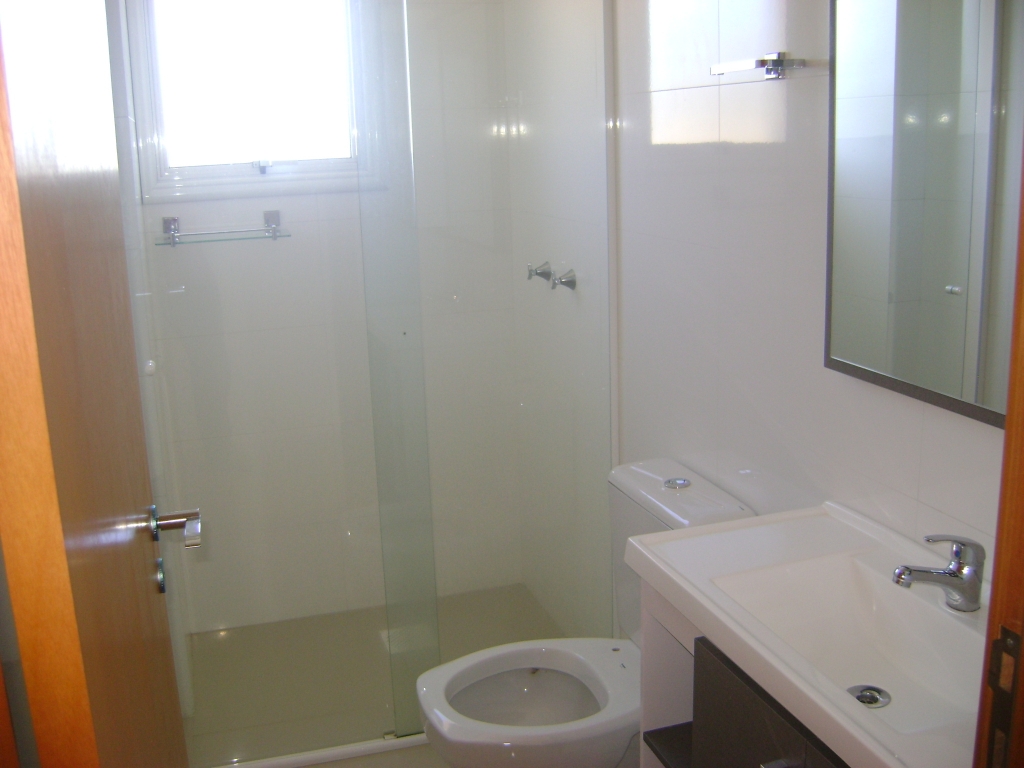 APARTAMENTO COM 3 DORMITÓRIOS