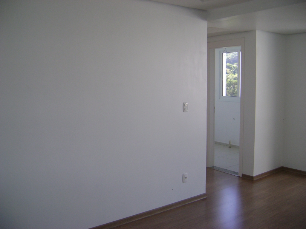 APARTAMENTO COM 2 DORMITÓRIOS