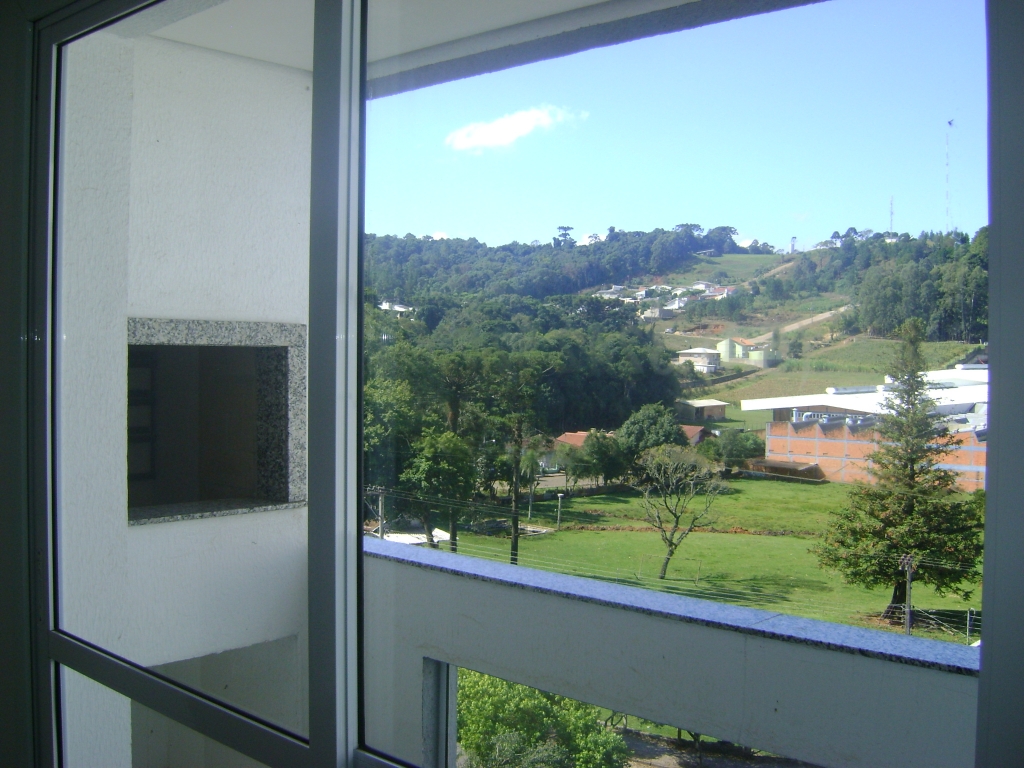 APARTAMENTO COM 2 DORMITÓRIOS