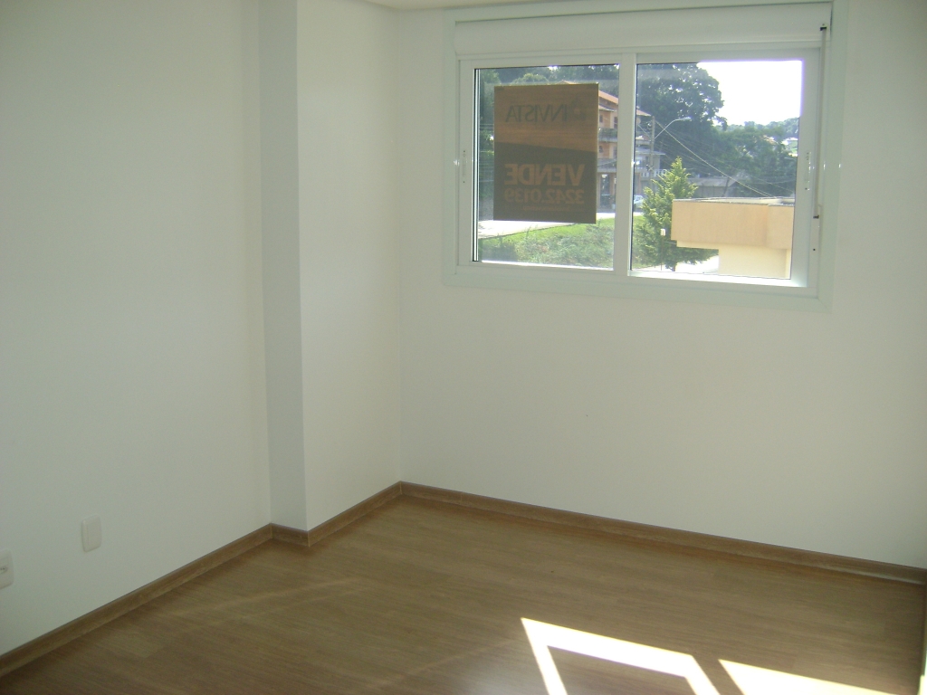 APARTAMENTO COM 2 DORMITÓRIOS