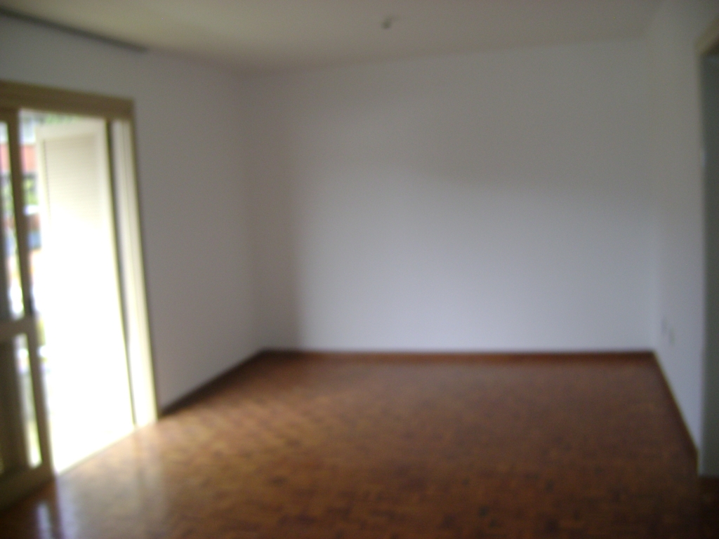 APARTAMENTO COM 4 DORMITÓRIOS