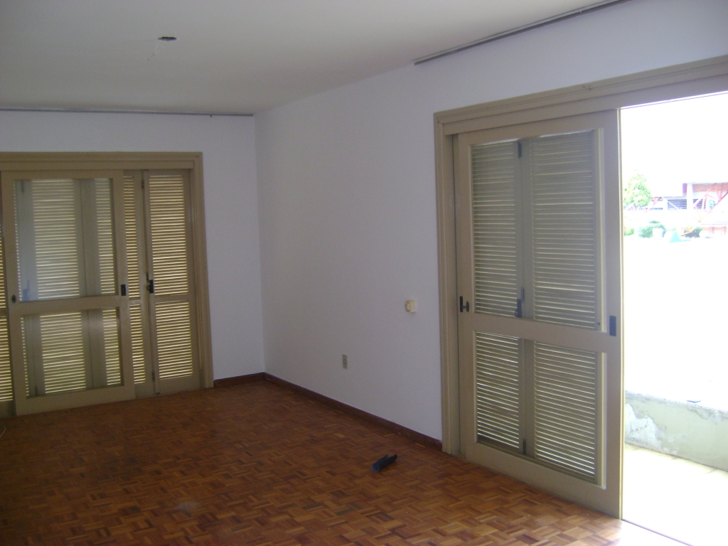 APARTAMENTO COM 4 DORMITÓRIOS