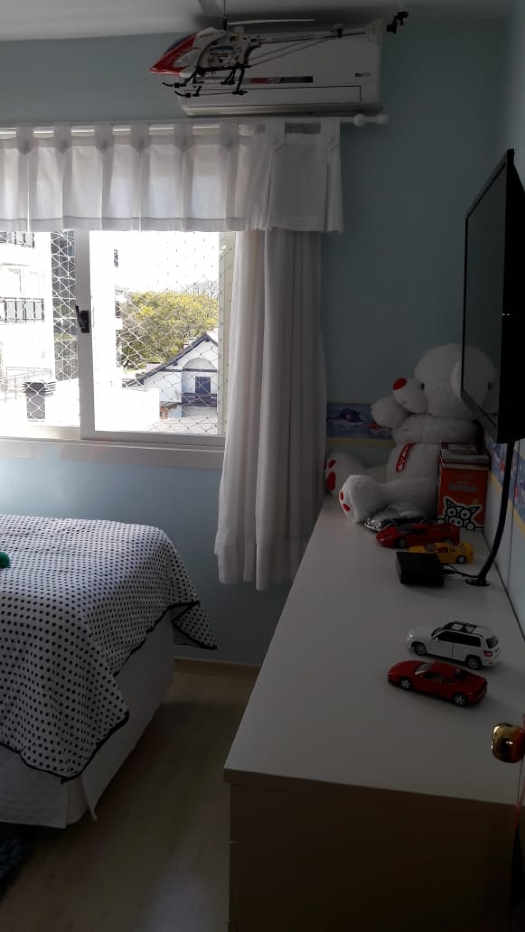 APARTAMENTO COM 3 DORMITÓRIOS