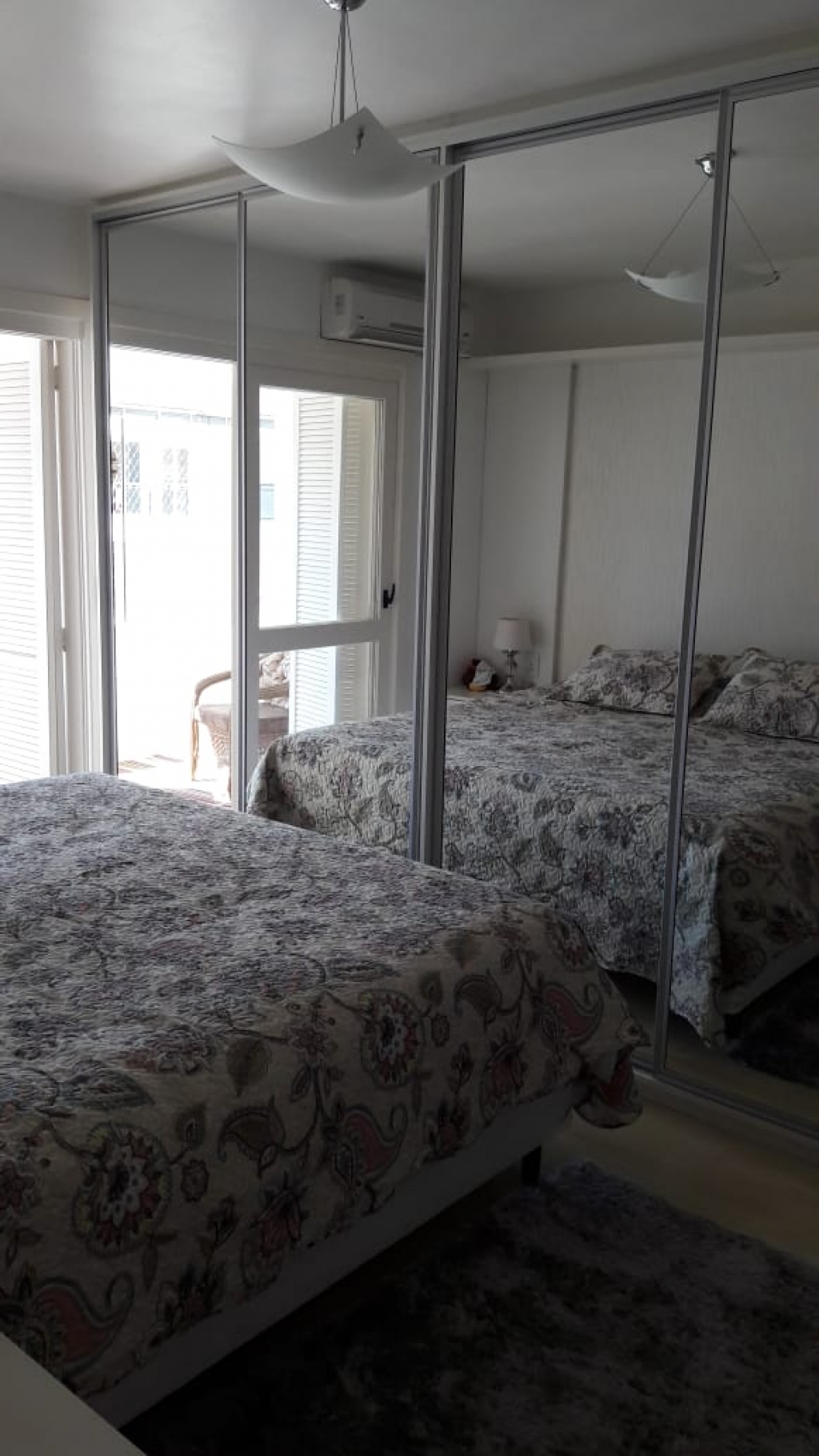 APARTAMENTO COM 3 DORMITÓRIOS