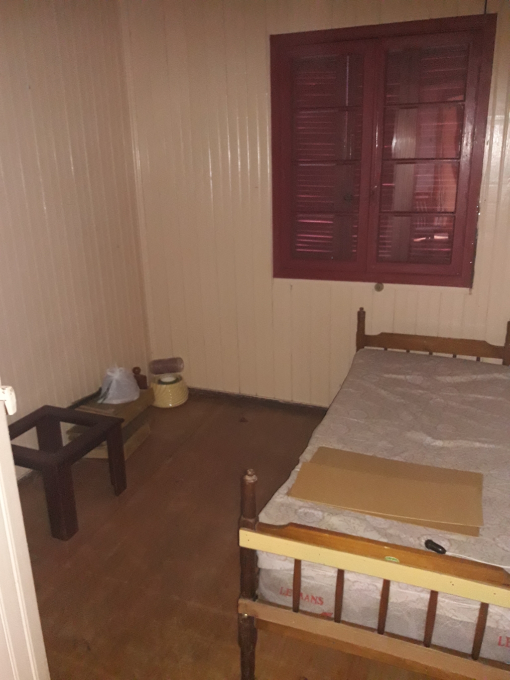 CASA COM 3 DORMITÓRIOS