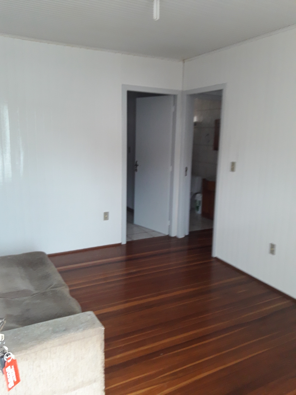 CASA COM 3 DORMITÓRIOS