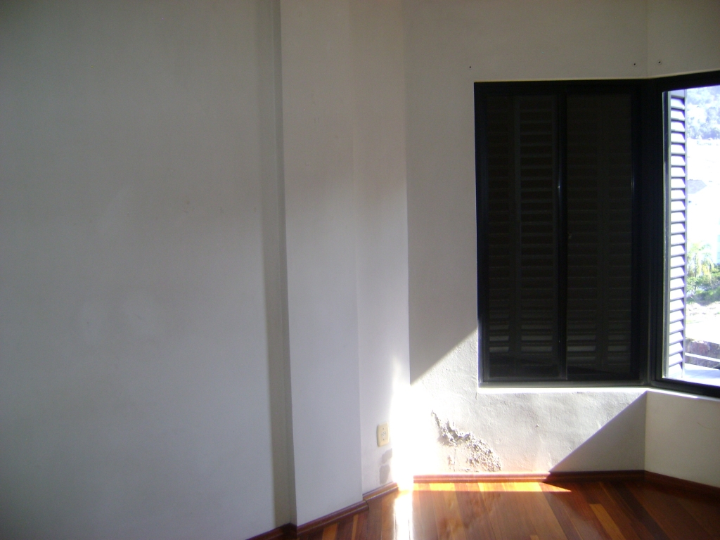 APARTAMENTO COM 3 DORMITÓRIOS