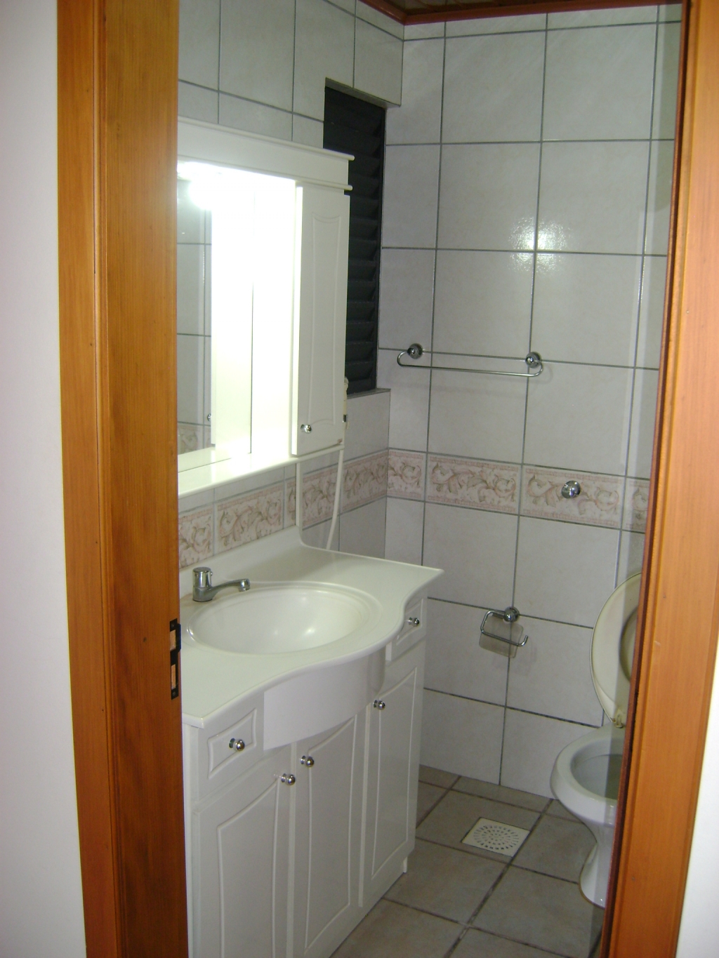 APARTAMENTO COM 3 DORMITÓRIOS