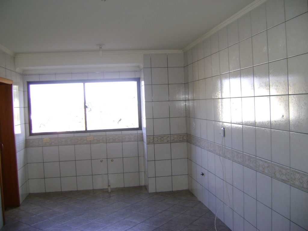 APARTAMENTO COM 3 DORMITÓRIOS