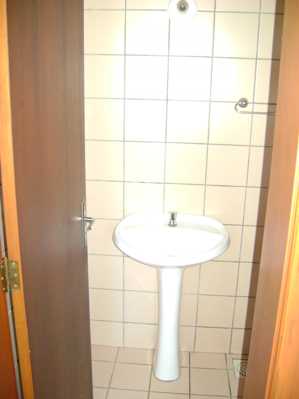 APARTAMENTO COM 3 DORMITÓRIOS