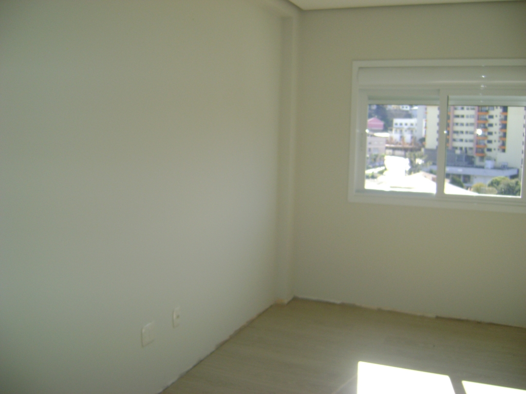 APARTAMENTO COM 3 DORMITÓRIOS