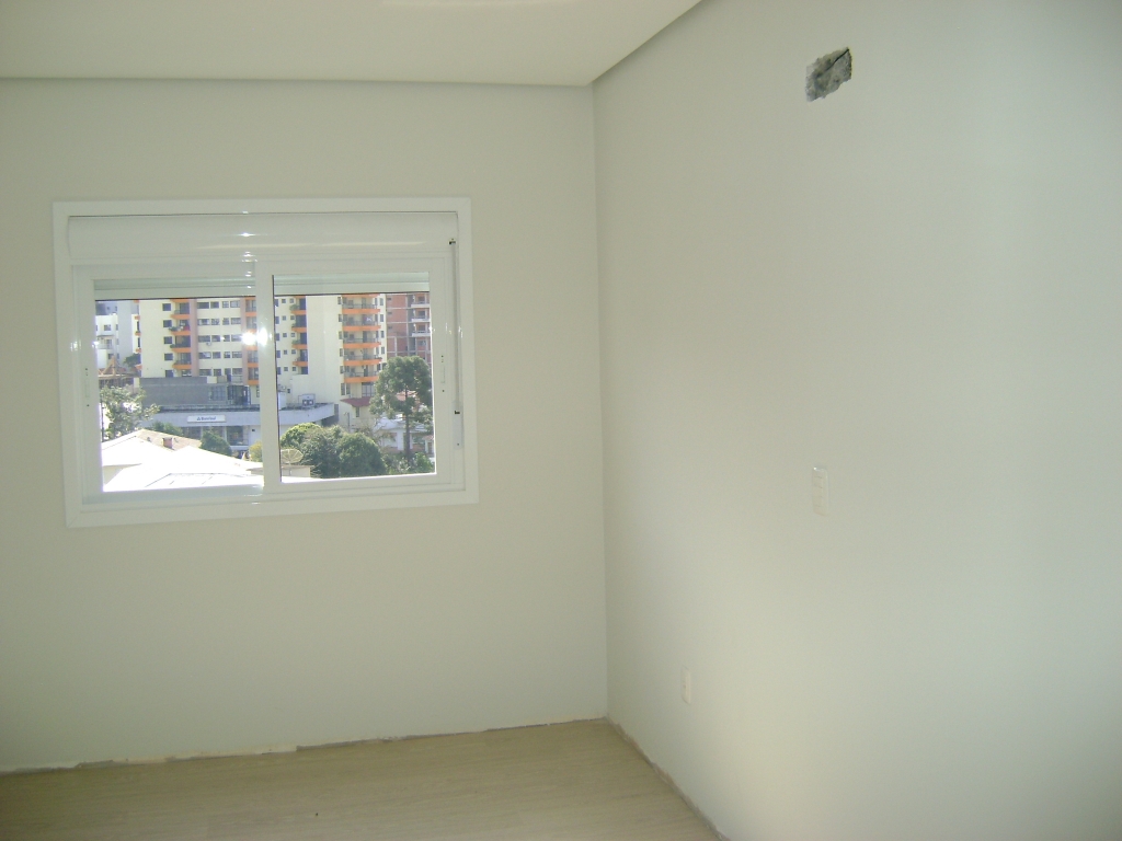 APARTAMENTO COM 3 DORMITÓRIOS