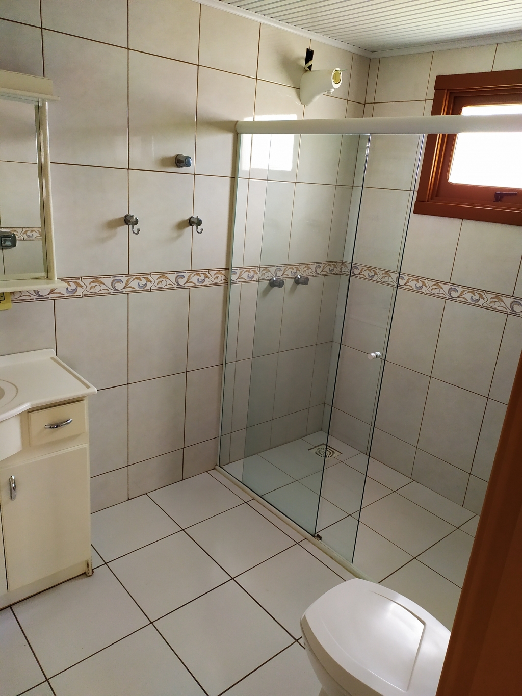 APARTAMENTO COM 3 DORMITÓRIOS