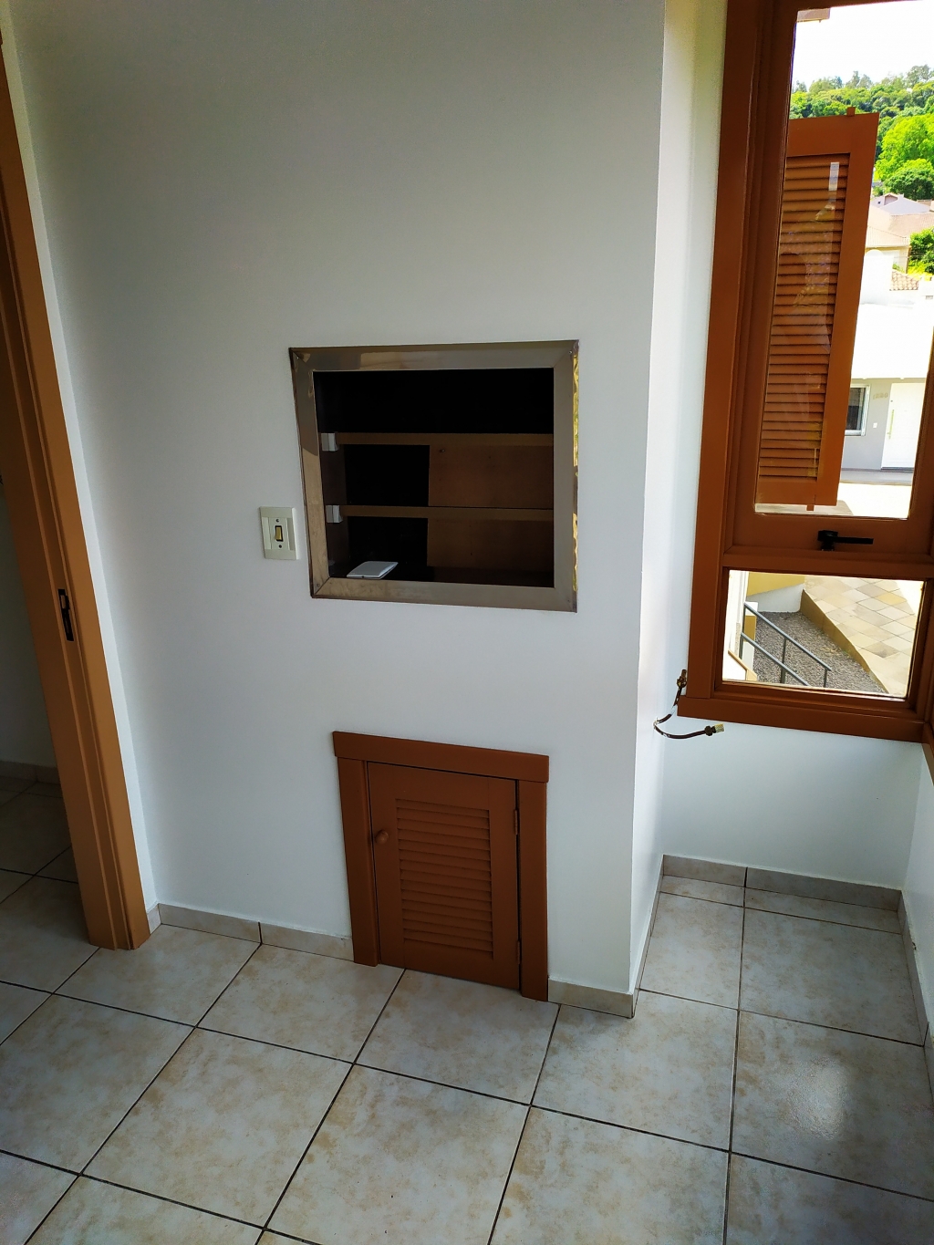 APARTAMENTO COM 3 DORMITÓRIOS