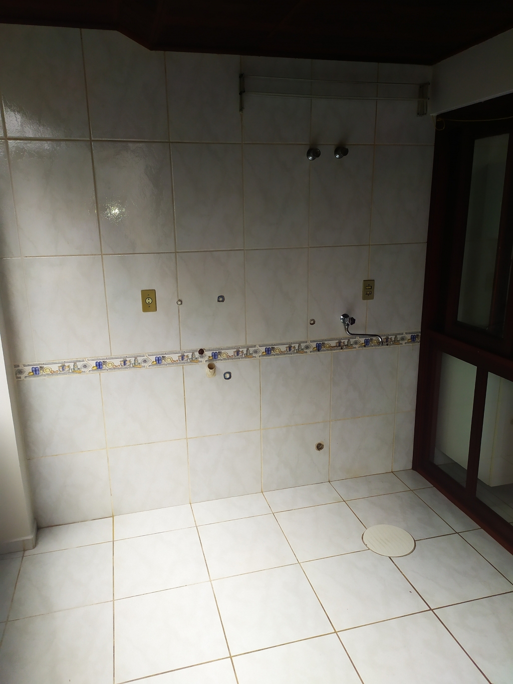 APARTAMENTO COM 2 DORMITÓRIOS