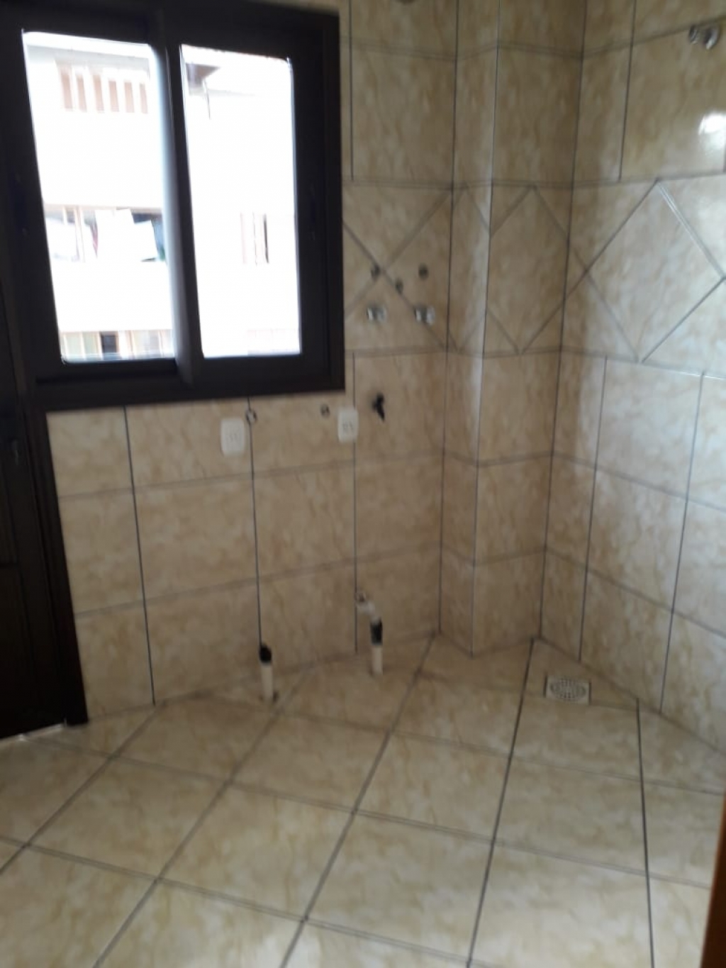 APARTAMENTO COM 3 DORMITÓRIOS