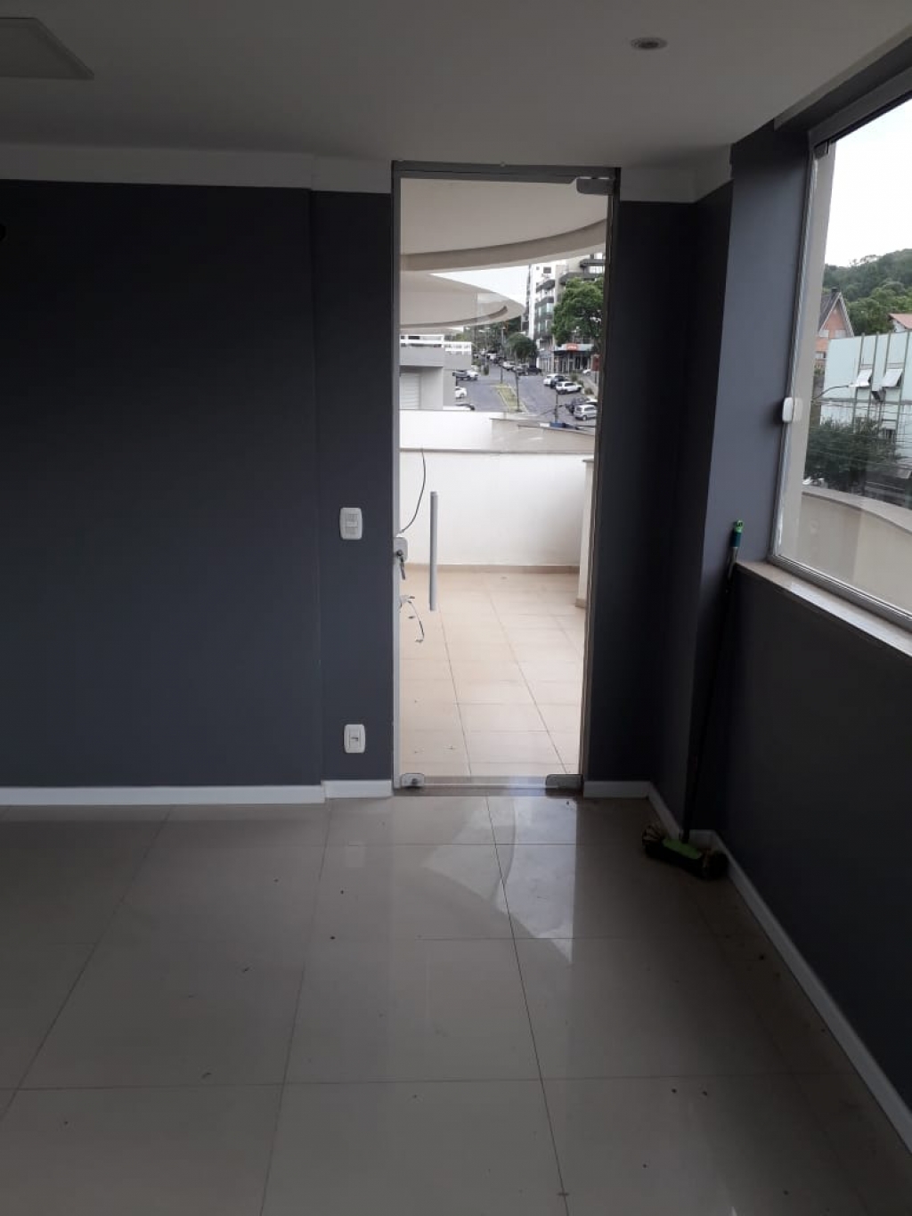SALA COMERCIAL