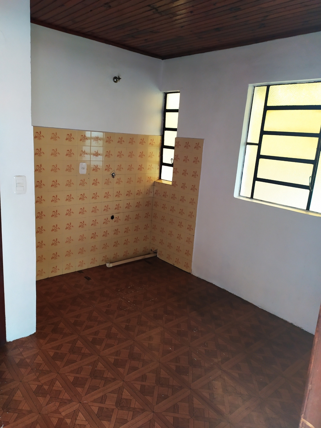 CASA COM 2 DORMITÓRIOS