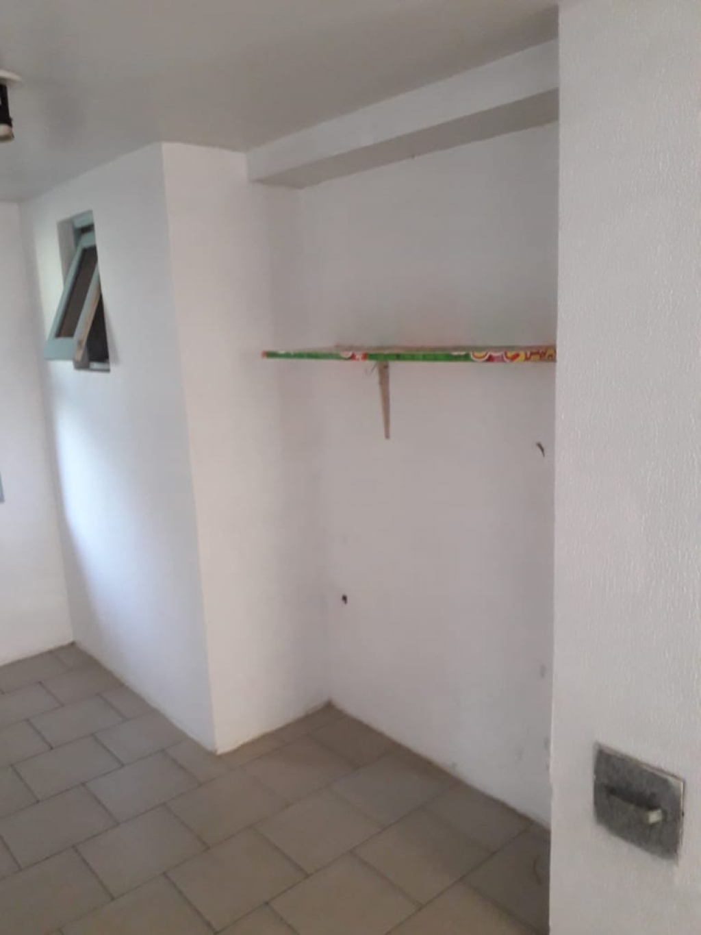 PORÃO COM 2 DORMITÓRIOS
