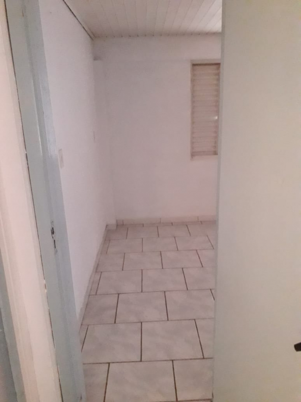 PORÃO COM 2 DORMITÓRIOS