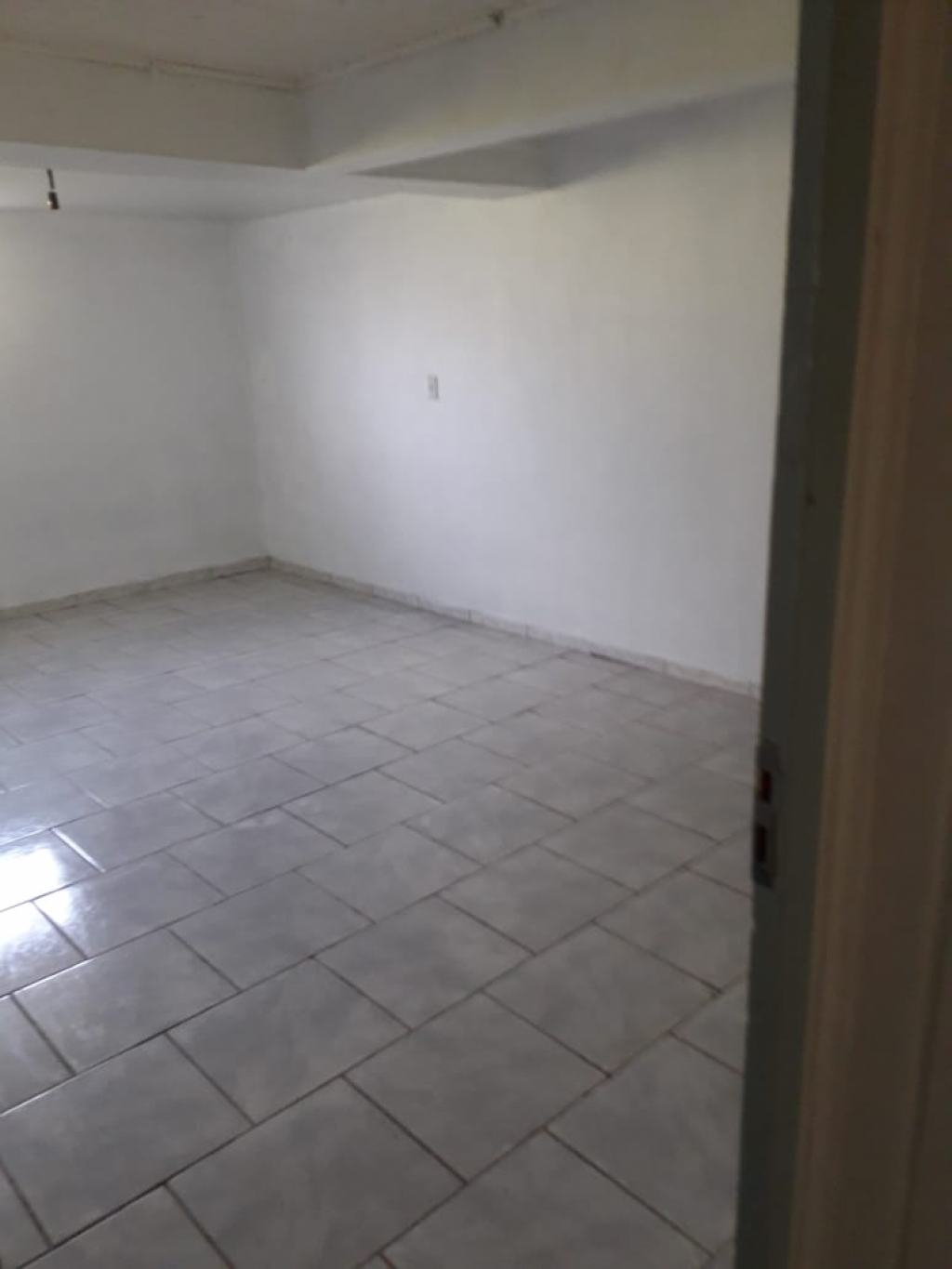PORÃO COM 2 DORMITÓRIOS