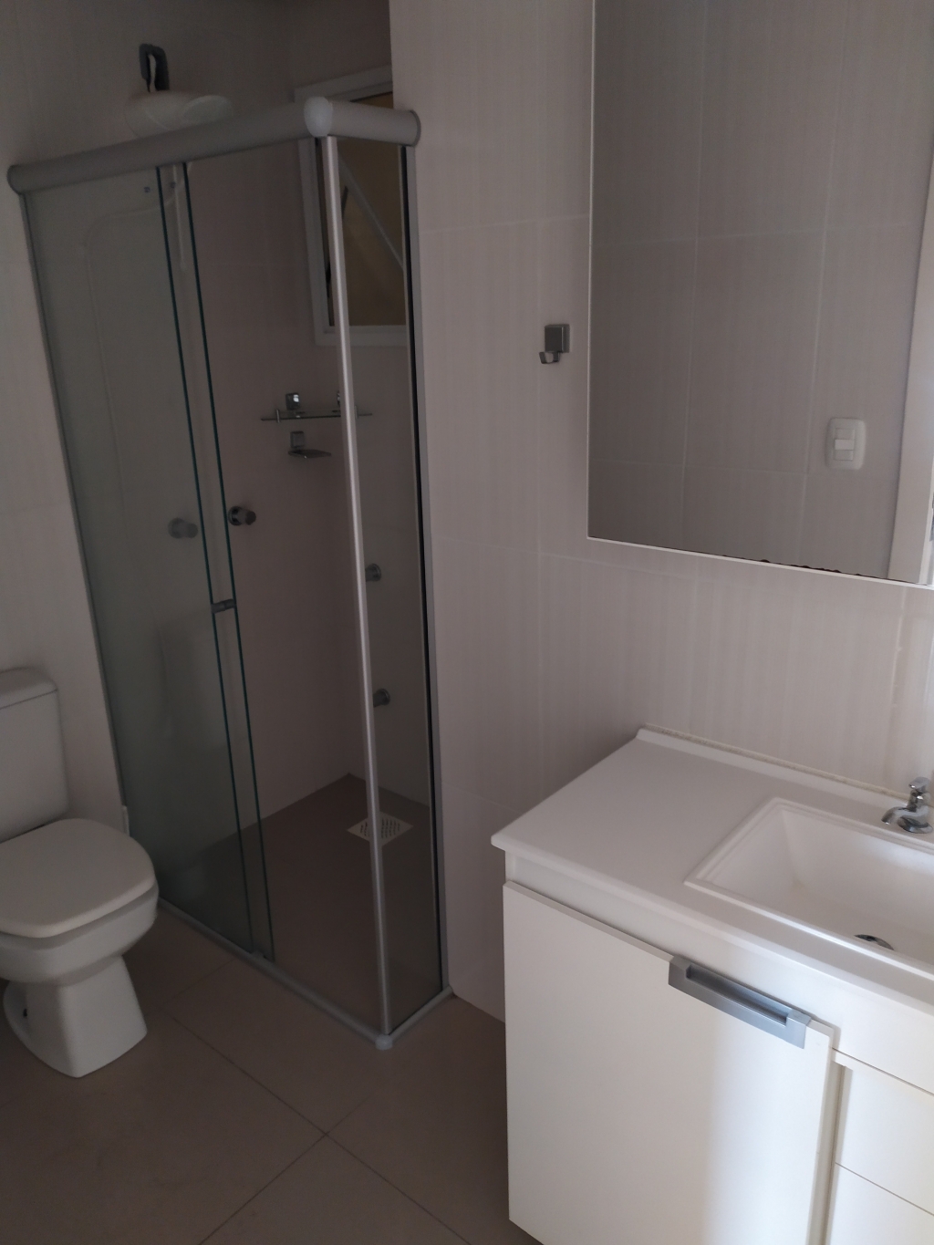 APARTAMENTO COM 3 DORMITÓRIOS