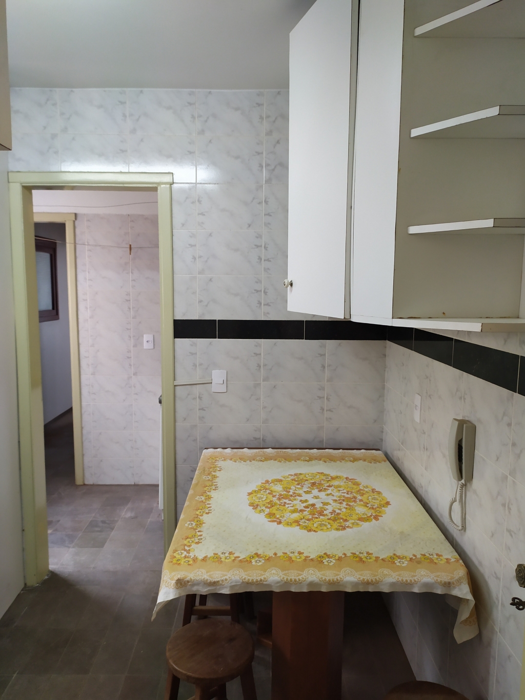 APARTAMENTO MOBILIADO