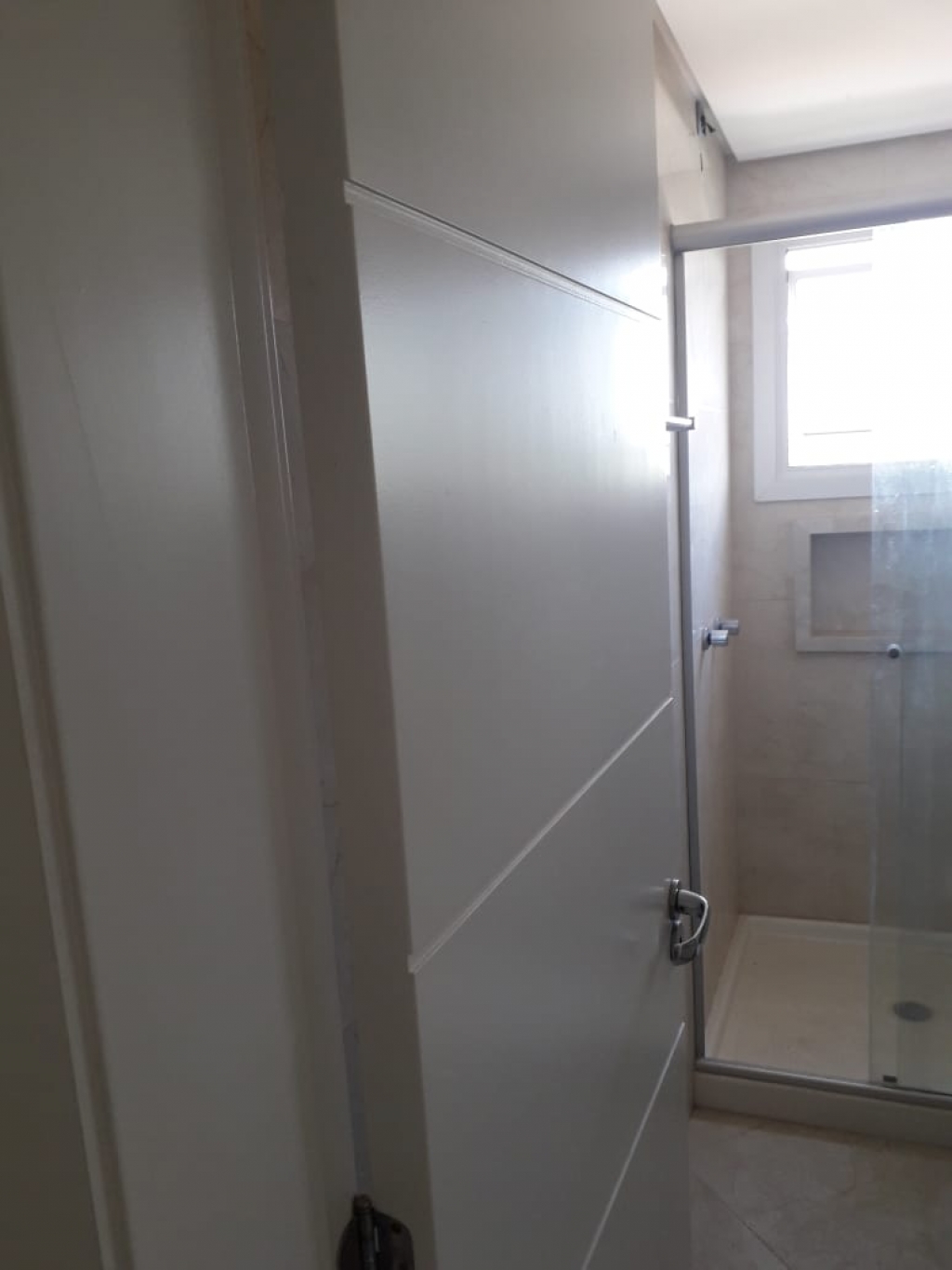 APARTAMENTO COM 3 DORMITÓRIOS