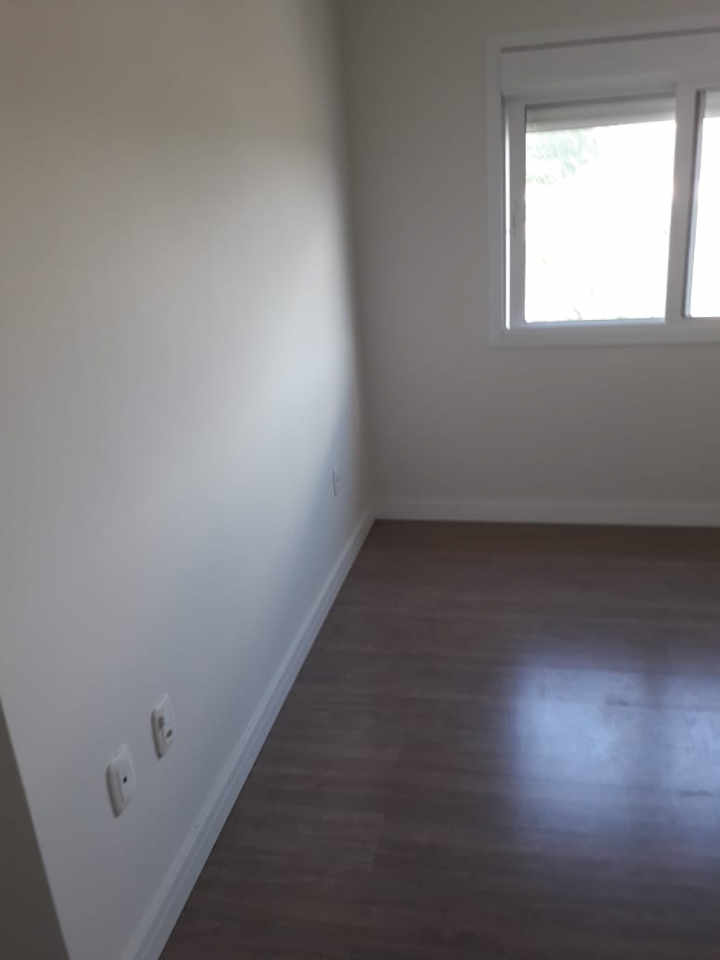 APARTAMENTO COM 3 DORMITÓRIOS