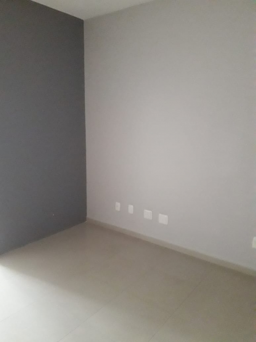 SALA COMERCIAL