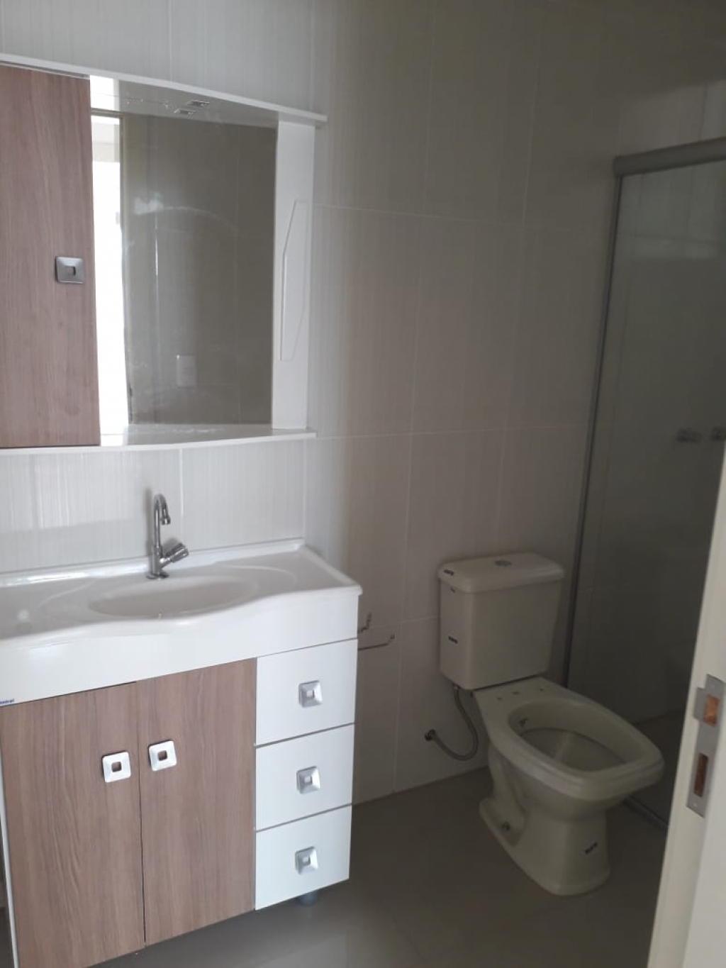 APARTAMENTO COM 2 DORMITÓRIOS
