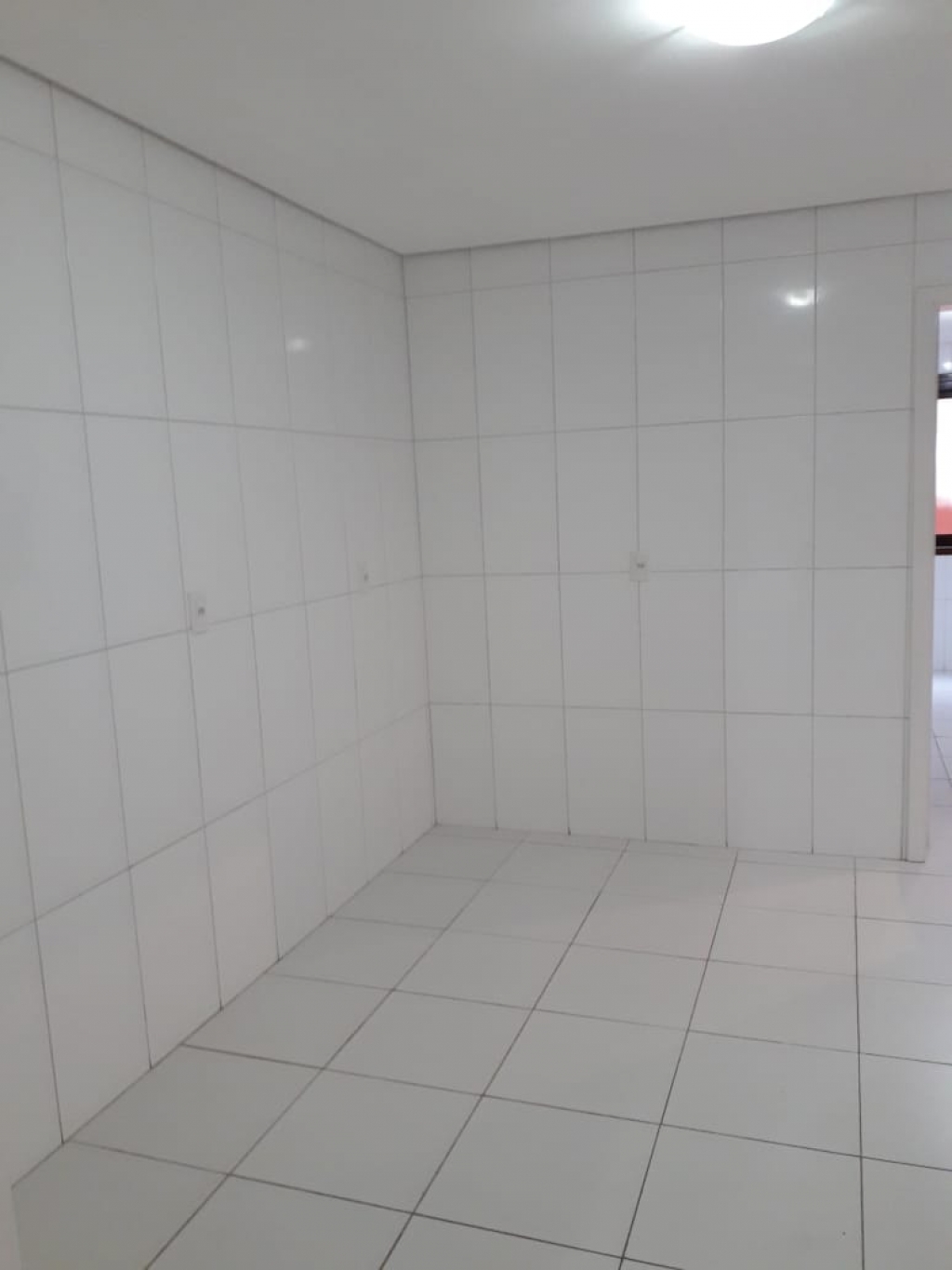 APARTAMENTO COM 3 DORMITÓRIOS