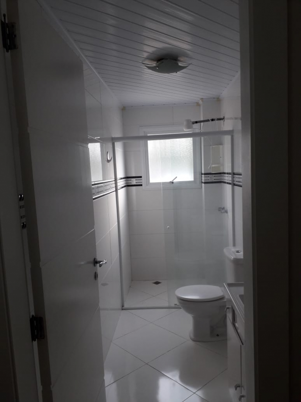 APARTAMENTO COM 3 DORMITÓRIOS