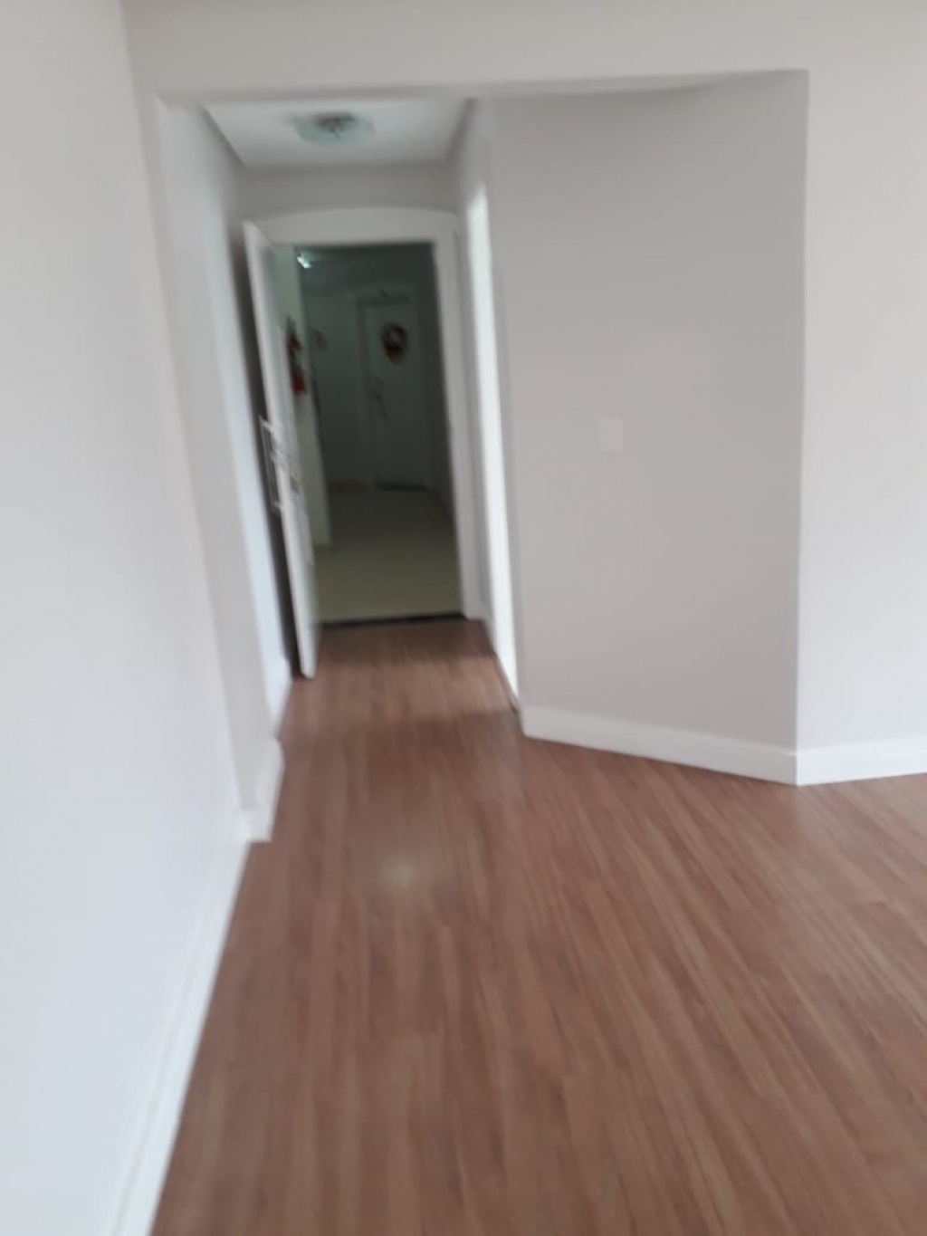APARTAMENTO COM 3 DORMITÓRIOS