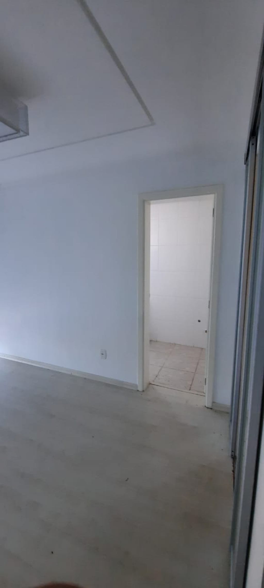 APARTAMENTO COM 3 DORMITÓRIOS