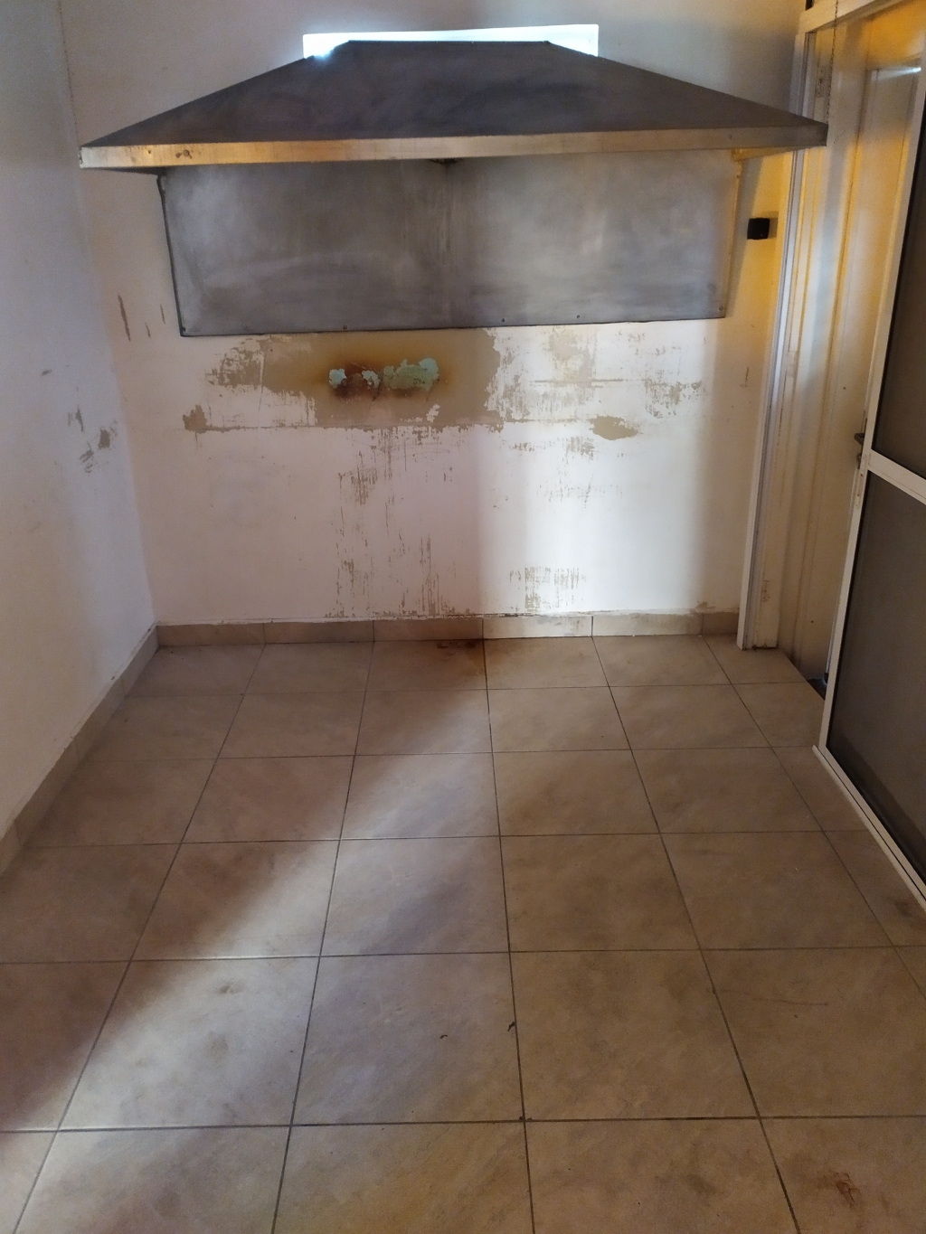 CASA (COMERCIAL)