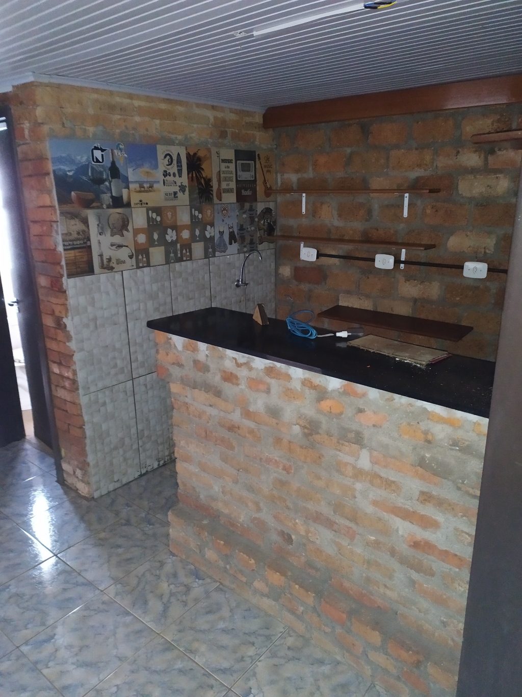 CASA (COMERCIAL)