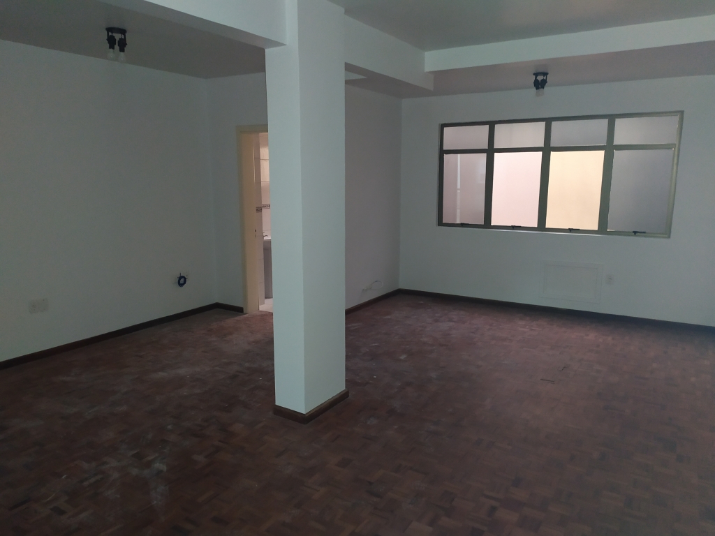 SALA COMERCIAL
