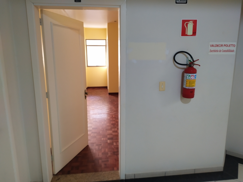 SALA COMERCIAL