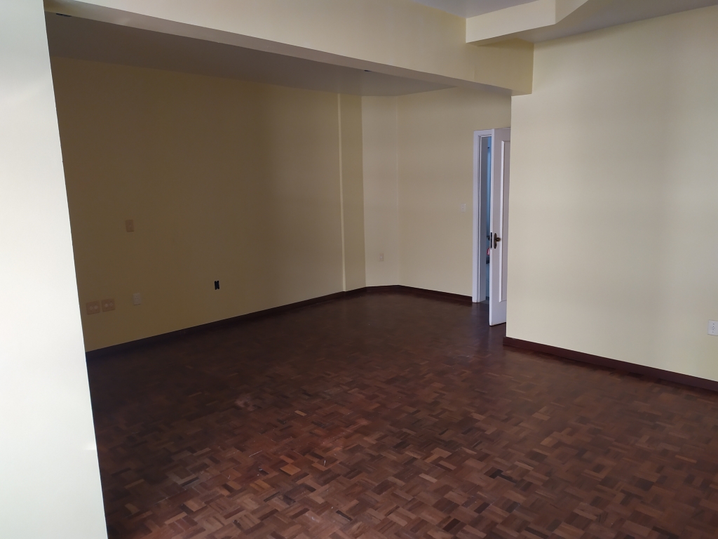 SALA COMERCIAL