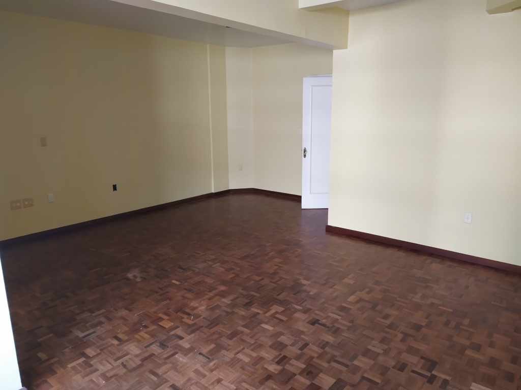 SALA COMERCIAL